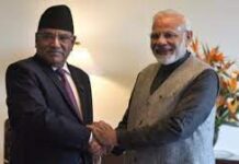नेपाल के प्रधानमंत्री से मिले मोदी, कहा- हम अपने रिश्तों को हिमालय जितनी ऊंचाई देने के लिए काम करते रहेंगे