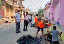 नालों से निकलने वाली मलवा को भी तत्काल साफ कराये-नगर आयुक्त