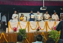 राजकीय आयुर्वेद महाविद्यालय एवं चिकित्सालय लखनऊ में ‘‘पंचगव्य एवं आयुर्वेद की मानव स्वास्थ में भूमिका एवं उपयोगिता’’ विषय पर आज एक संगोष्ठी का आयोजन किया गया